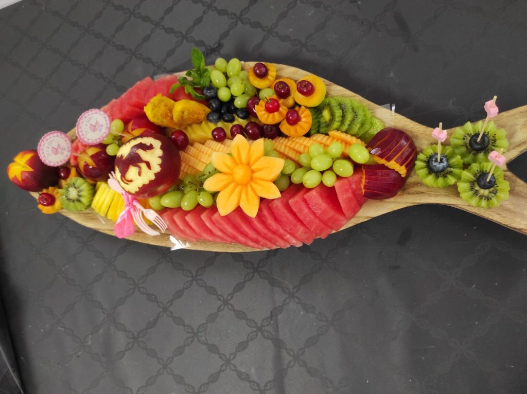 פלטת פירות בצורת דג, מגש עשוי עץ פרימיום